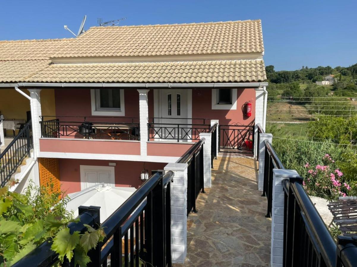 דירות מרטיאס Angelika House 2 מראה חיצוני תמונה