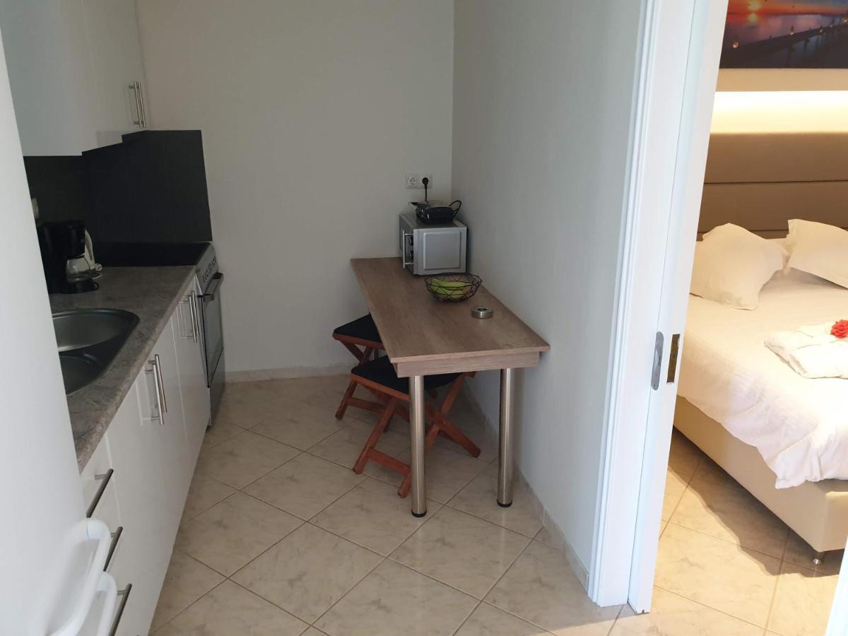 דירות מרטיאס Angelika House 2 מראה חיצוני תמונה